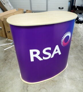 Messupöytä RSA